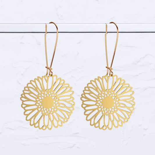 A Tea Leaf - Daisy Earrings